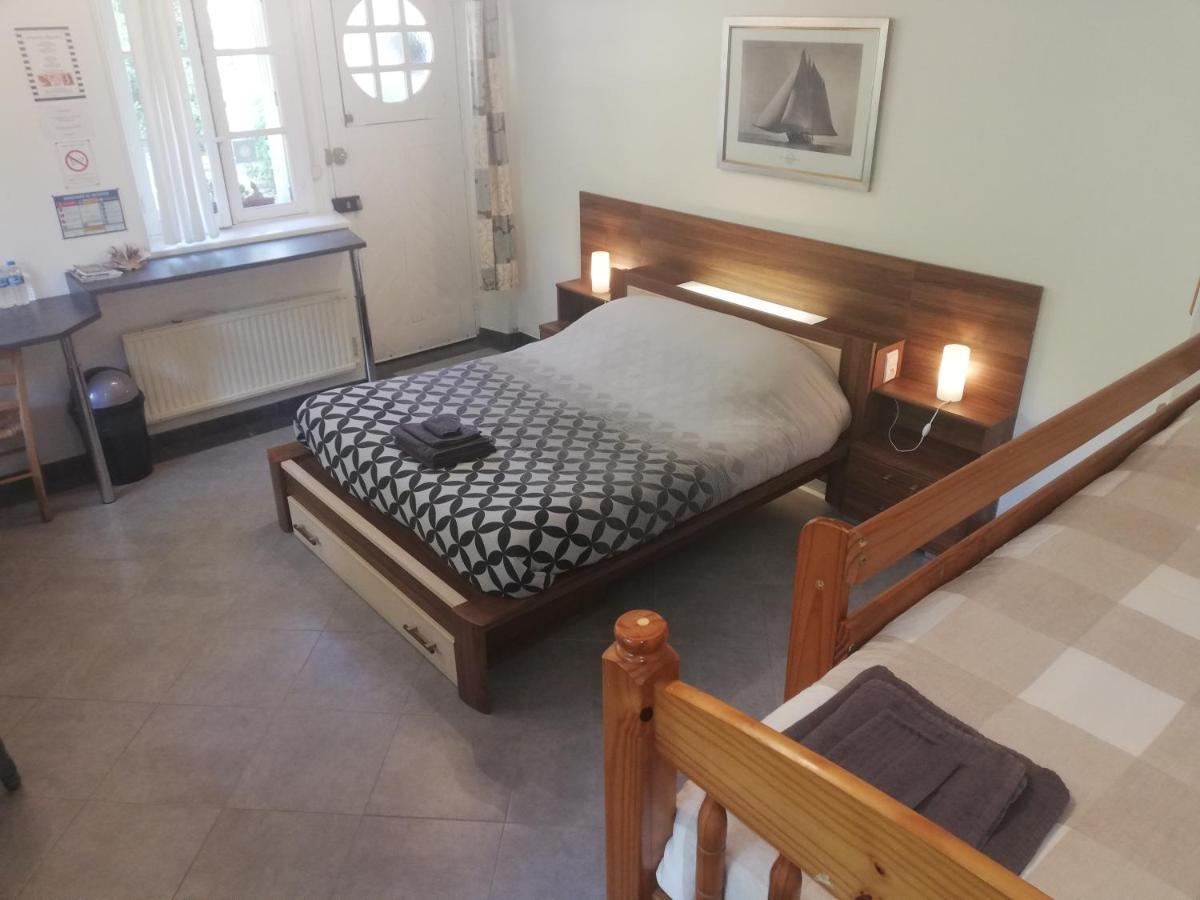 Chambre D'Hotes De La Roche Tremblante Huelgoat Exterior foto